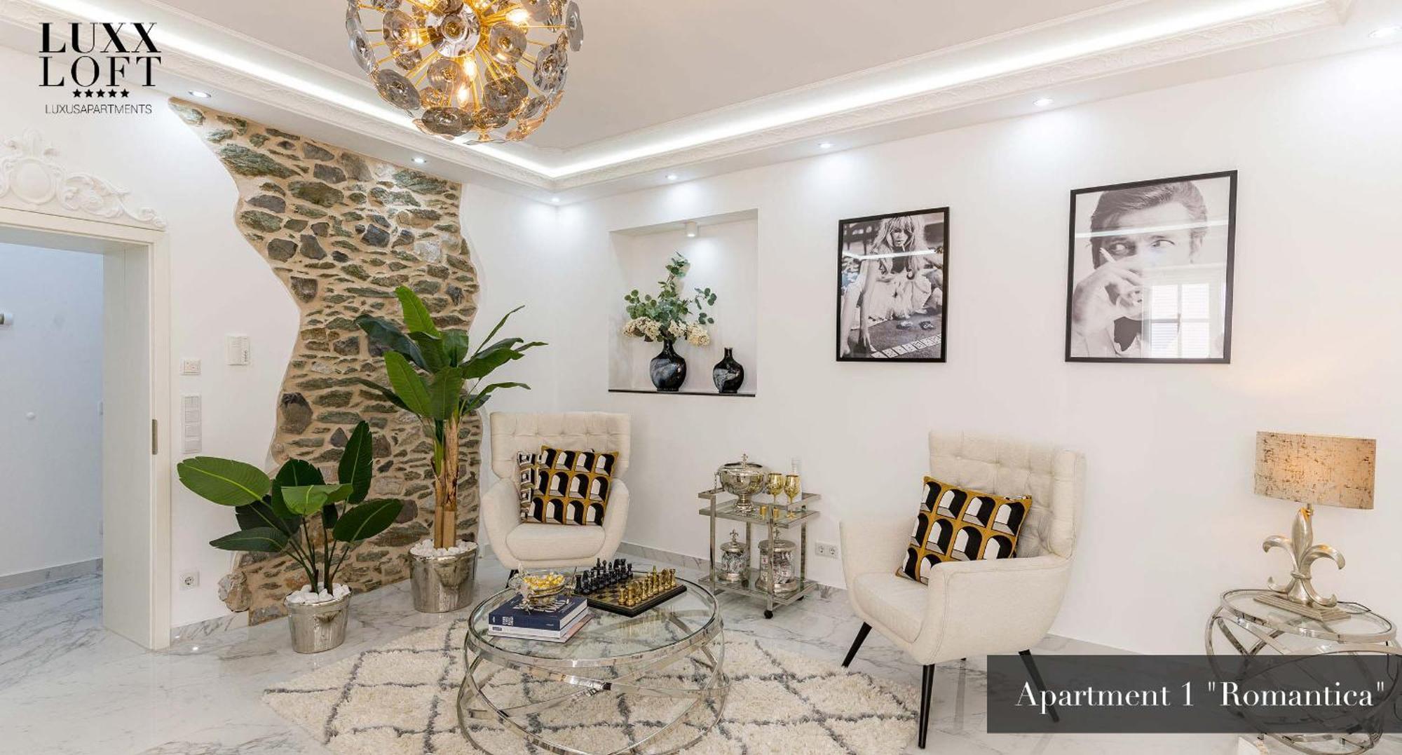 Luxxloft Luxusapartments เวทซ์ลาร์ ภายนอก รูปภาพ