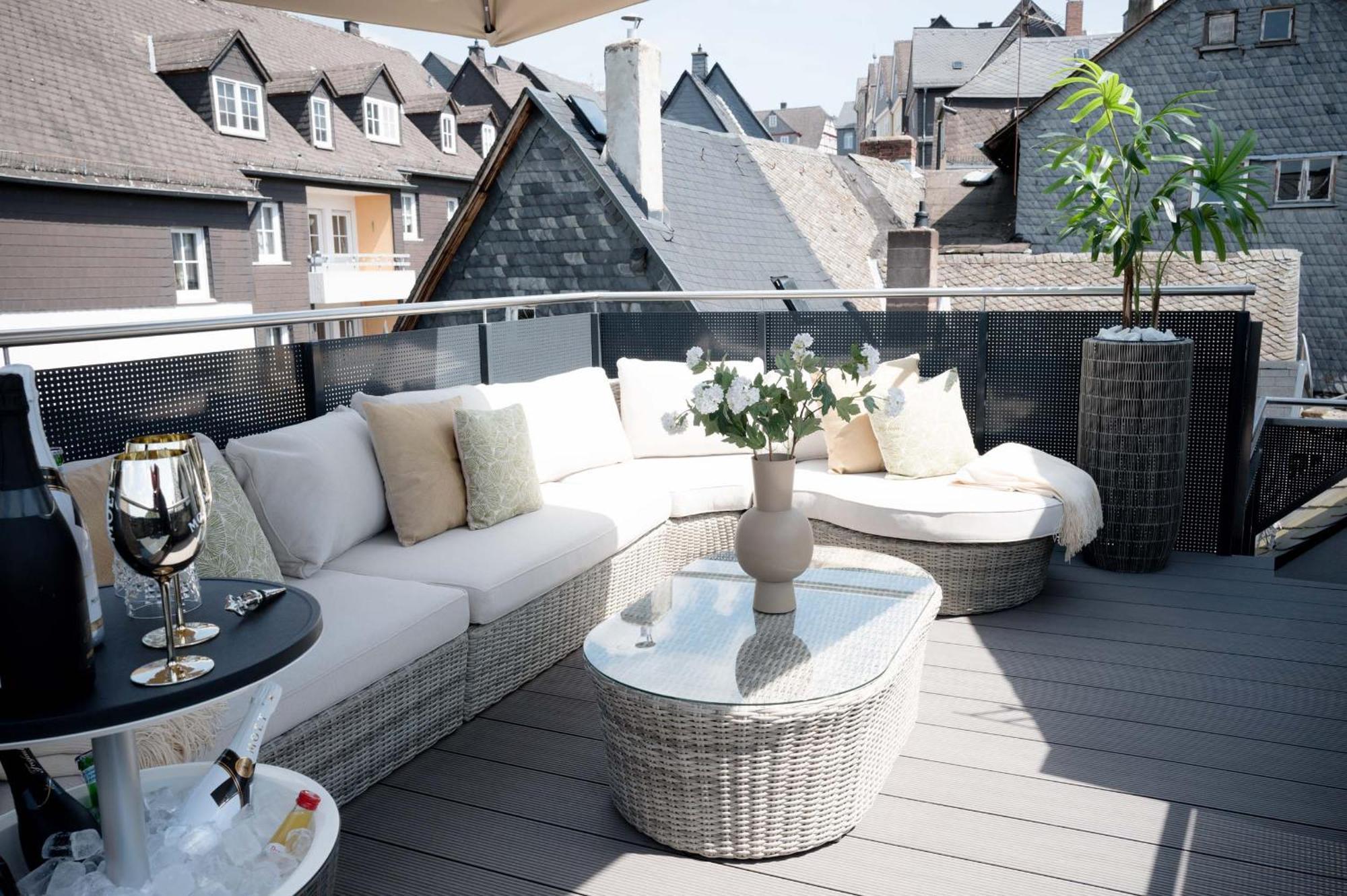 Luxxloft Luxusapartments เวทซ์ลาร์ ภายนอก รูปภาพ